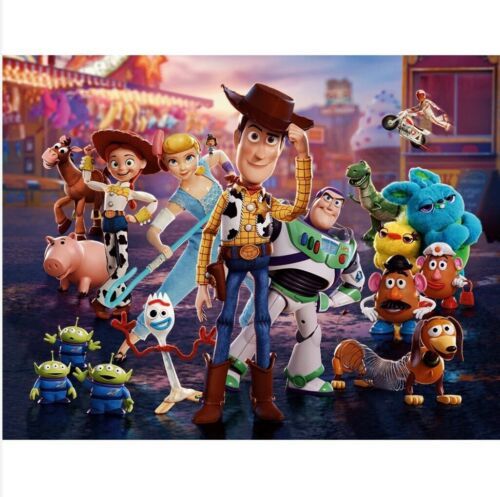 TOY STORY FAIRGROUNDS DISNEY ORIGINAL LICENSED DECORATIVE RUG (4'3"x5'8")