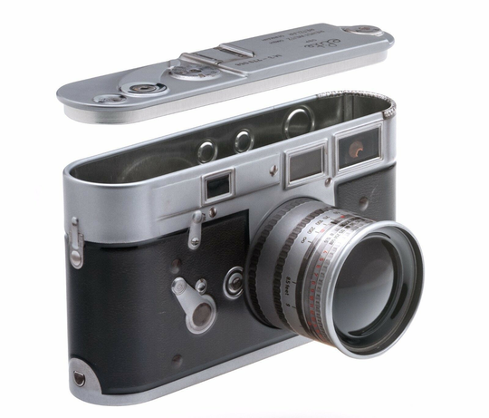 Leica M3 vintage camera tin