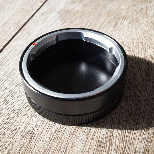 Black metal rear lens caps for M-mount lenses (Leica, Zeiss, Voigtlander)