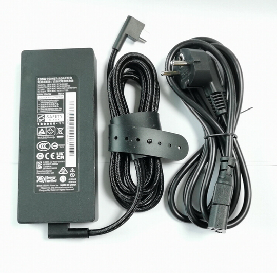 19.5V 11.8A 230W RC30-024801 AC Charger Adapter Blade for Razer Laptop Pro 17