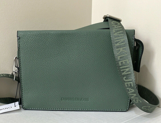 Neuf Calvin Klein Jeans Vegan Galets Cuir Sac Bandoulière Armée Vert